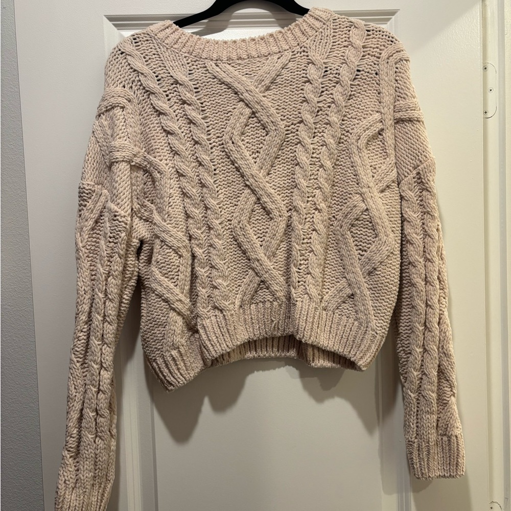 Cable Knit Cream Cropped Sweater